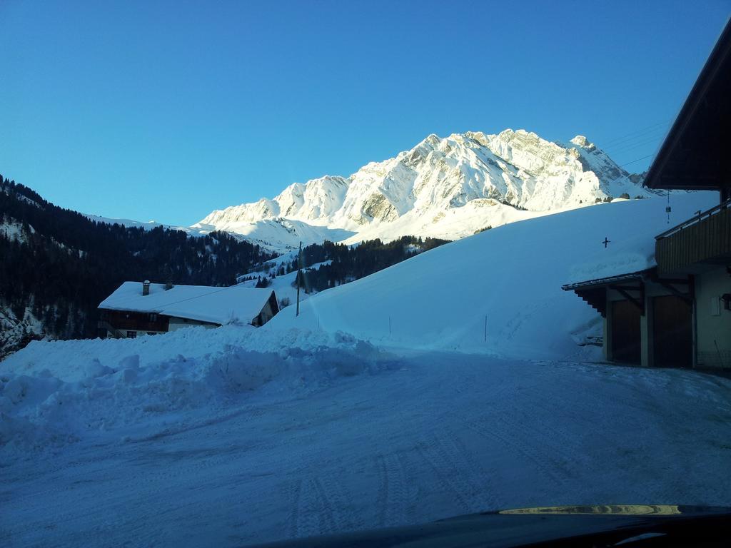Le Foueustarle Leilighet La Giettaz Rom bilde
